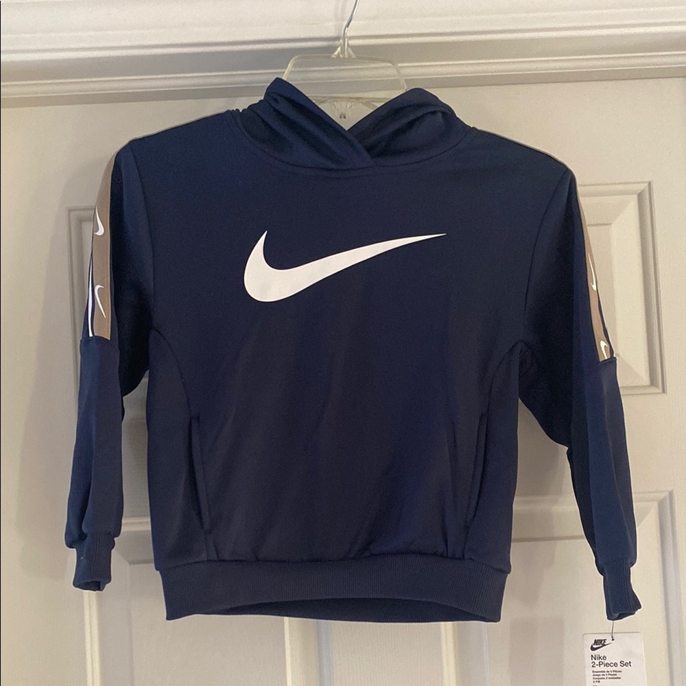 22:07 Nike Hooded Sweatshirt